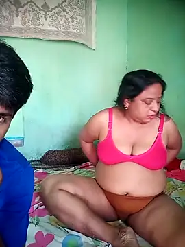 Group Of Lust online show from May 5, 2026, 7:27 am