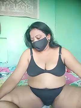 Group Of Lust online show from May 18, 2026, 2:29 am