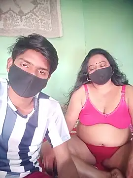 Group Of Lust online show from May 21, 2026, 7:04 am