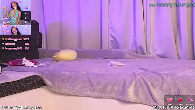 Snapshot of AlexaAimee chatting on January 1, 2025, 1:27 pm AlexaAimee online show from January 1, 2025, 1:27 pm