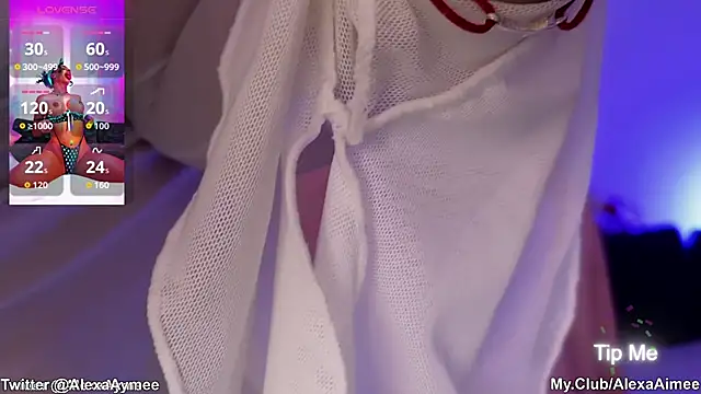 Snapshot of AlexaAimee chatting on October 12, 2025, 10:09 pm AlexaAimee online show from October 12, 2025, 10:09 pm