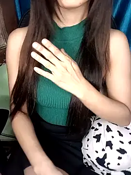 Nepali-queen online show from December 9, 2024, 2:13 am