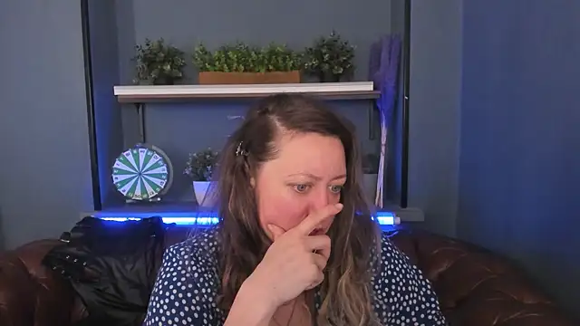 JesiaFoxi online show from January 28, 2025, 10:12 am