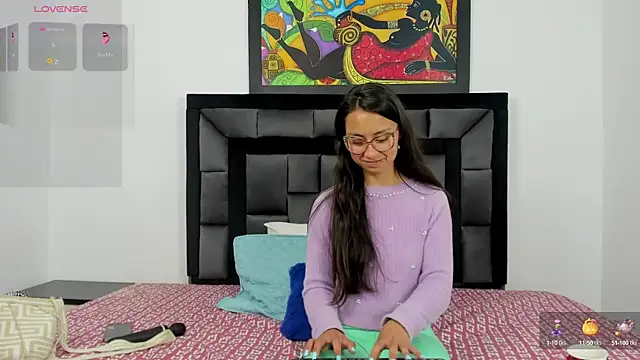 tatiana valencia online show from January 4, 2025, 12:59 pm