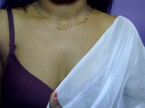 Snapshot of purple_69 chatting on March 8, 2025, 11:27 am purple 69 online show from March 8, 2025, 11:27 am