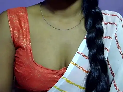 Snapshot of purple_69 chatting on March 11, 2025, 12:28 pm purple 69 online show from March 11, 2025, 12:28 pm