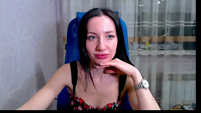 RailyMellow online show from February 2, 2025, 7:04 pm