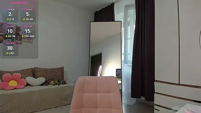  cometoseeme  online show from August 1, 2026, 3:44 pm