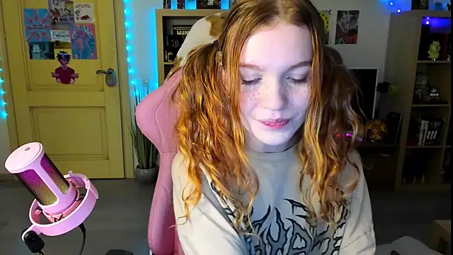 Sunny Elly online show from October 21, 2025, 8:59 am