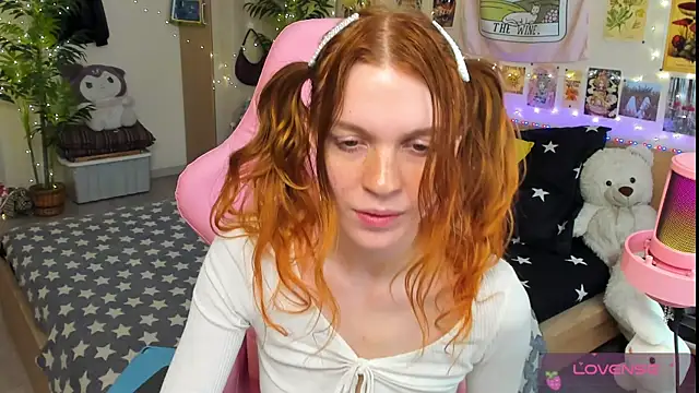 Snapshot of Sunny_Elly chatting on April 23, 2026, 12:29 pm Sunny Elly online show from April 23, 2026, 12:29 pm