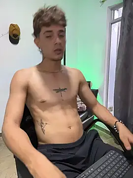 cristofer 988 online show from April 1, 2026, 7:55 pm