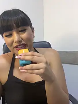 Alexa Miss online show from March 21, 2025, 2:28 am