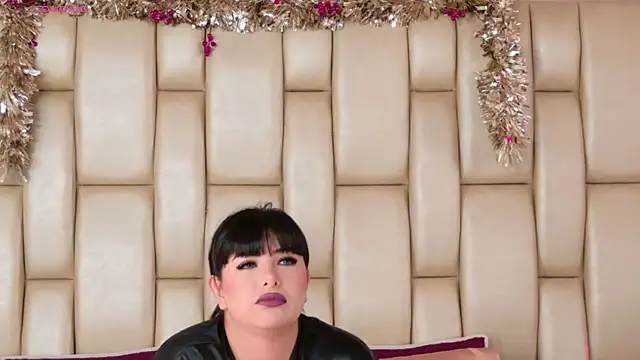 Alexa Miss online show from November 30, 2025, 7:18 pm