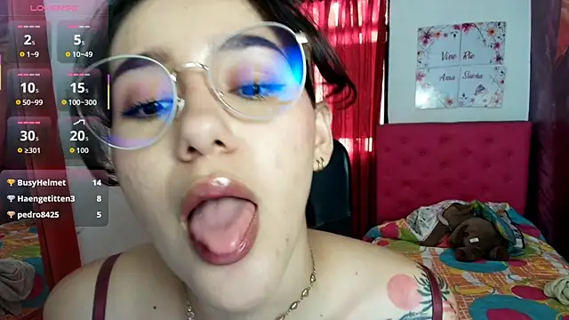 Snapshot of miley_blue_ chatting on February 18, 2026, 7:21 pm miley blue online show from February 18, 2026, 7:21 pm