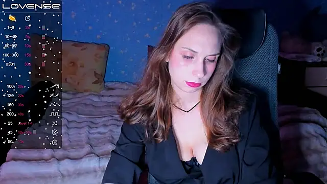 Snapshot of Traneba chatting on November 2, 2025, 9:33 am Traneba online show from November 2, 2025, 9:33 am