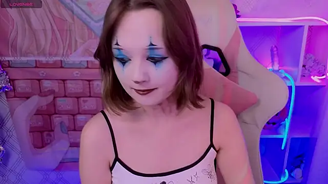 Mary uw online show from October 24, 2025, 9:28 am