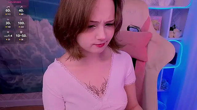 Mary uw online show from November 5, 2025, 3:28 am