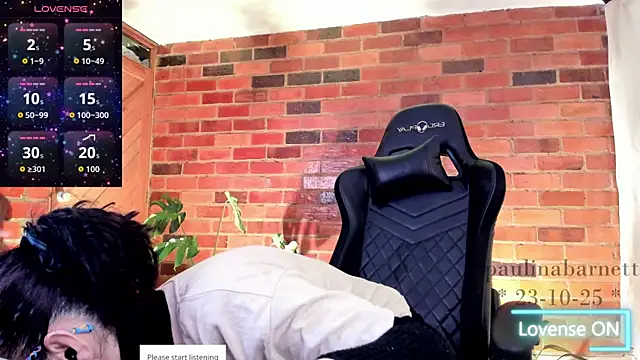 Snapshot of paulinabarnett- chatting on October 23, 2025, 2:16 pm paulinabarnett- online show from October 23, 2025, 2:16 pm