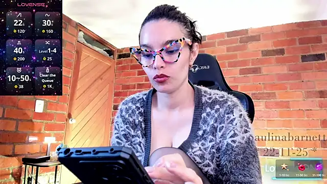 Snapshot of paulinabarnett- chatting on November 22, 2025, 6:18 pm paulinabarnett- online show from November 22, 2025, 6:18 pm