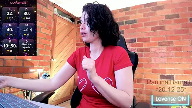 Snapshot of paulinabarnett- chatting on December 20, 2025, 11:28 am paulinabarnett- online show from December 20, 2025, 11:28 am