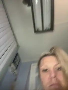 hotNReady6969 online show from November 26, 2025, 8:04 am