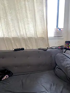 Cocowett online show from November 19, 2025, 8:47 am