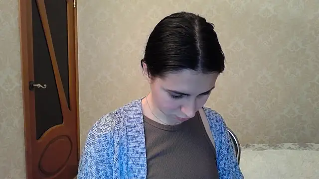 Snapshot of Kashtanka_ chatting on December 12, 2024, 5:48 pm Kashtanka online show from December 12, 2024, 5:48 pm