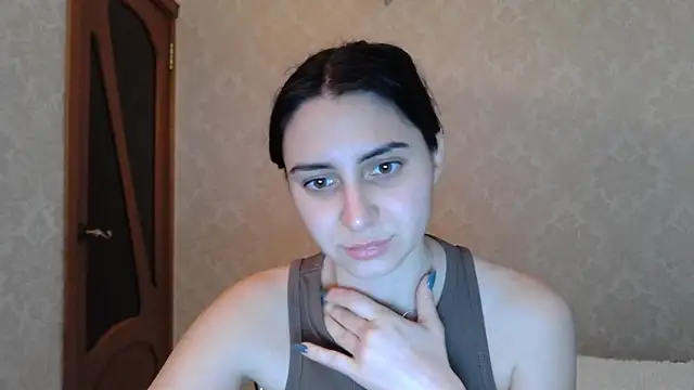 Snapshot of Kashtanka_ chatting on December 15, 2024, 6:51 am Kashtanka online show from December 15, 2024, 6:51 am