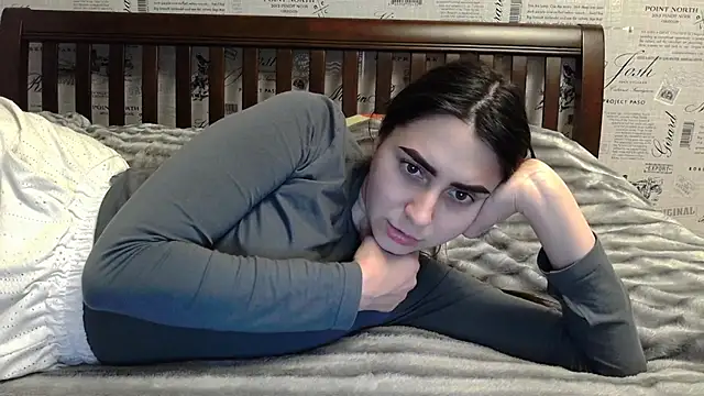 Snapshot of Kashtanka_ chatting on January 27, 2025, 1:52 pm Kashtanka online show from January 27, 2025, 1:52 pm