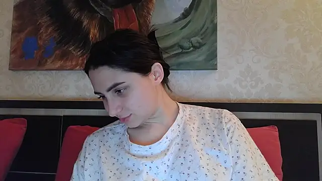 Snapshot of Kashtanka_ chatting on February 11, 2025, 5:40 pm Kashtanka online show from February 11, 2025, 5:40 pm