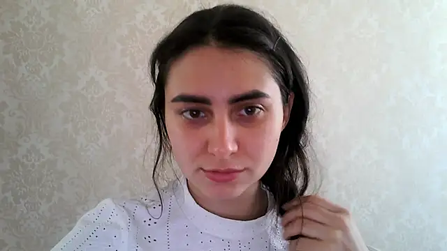 Snapshot of Kashtanka_ chatting on October 2, 2025, 6:42 am Kashtanka online show from October 2, 2025, 6:42 am