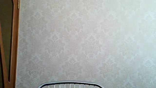 Snapshot of Kashtanka_ chatting on October 17, 2025, 8:28 am Kashtanka online show from October 17, 2025, 8:28 am