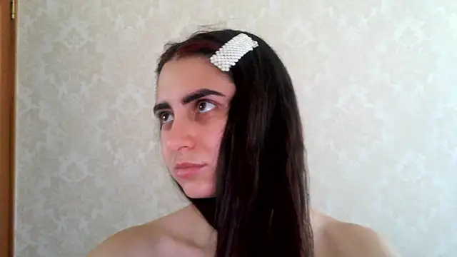 Snapshot of Kashtanka_ chatting on October 31, 2025, 9:32 am Kashtanka online show from October 31, 2025, 9:32 am