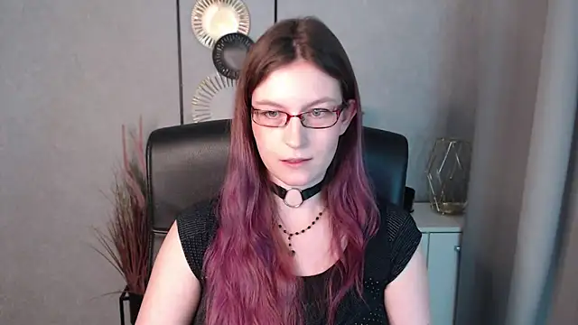 Snapshot of emmaxDelight chatting on December 31, 2024, 9:31 am emmaxDelight online show from December 31, 2024, 9:31 am