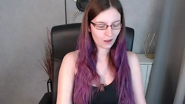 Snapshot of emmaxDelight chatting on January 14, 2025, 9:35 am emmaxDelight online show from January 14, 2025, 9:35 am