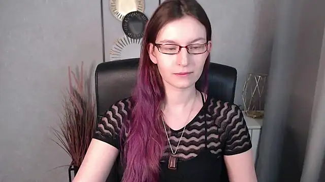 Snapshot of emmaxDelight chatting on January 16, 2025, 6:35 am emmaxDelight online show from January 16, 2025, 6:35 am