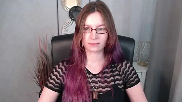 Snapshot of emmaxDelight chatting on January 16, 2025, 1:14 pm emmaxDelight online show from January 16, 2025, 1:14 pm