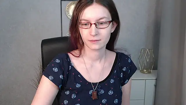 Snapshot of emmaxDelight chatting on January 20, 2025, 6:42 am emmaxDelight online show from January 20, 2025, 6:42 am
