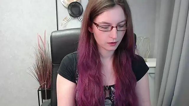 Snapshot of emmaxDelight chatting on January 26, 2025, 10:45 am emmaxDelight online show from January 26, 2025, 10:45 am