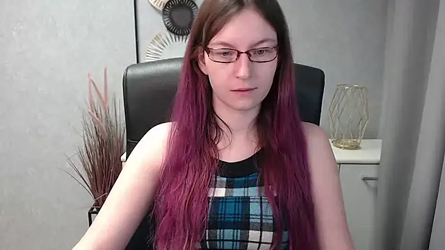Snapshot of emmaxDelight chatting on January 30, 2025, 6:46 am emmaxDelight online show from January 30, 2025, 6:46 am