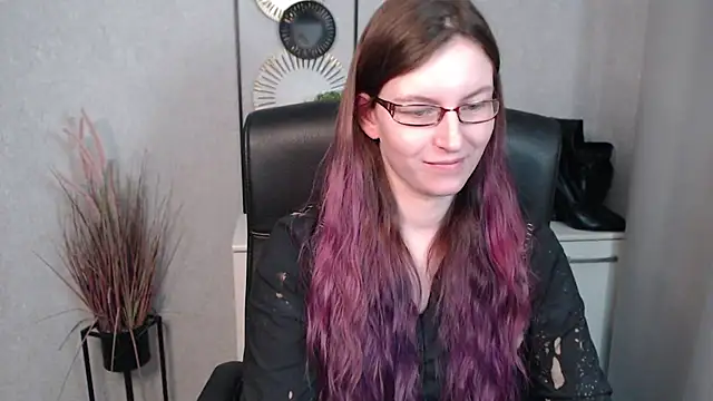 Snapshot of emmaxDelight chatting on February 25, 2025, 12:34 pm emmaxDelight online show from February 25, 2025, 12:34 pm