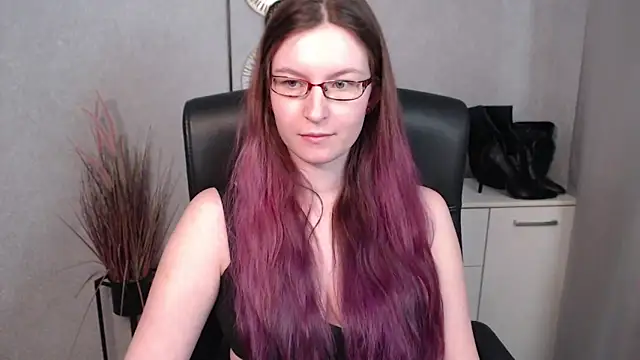 Snapshot of emmaxDelight chatting on February 27, 2025, 9:43 am emmaxDelight online show from February 27, 2025, 9:43 am
