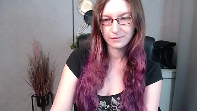 Snapshot of emmaxDelight chatting on March 3, 2025, 6:37 am emmaxDelight online show from March 3, 2025, 6:37 am