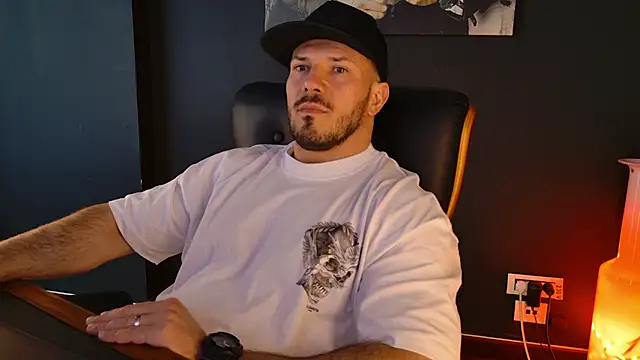 AngeloEric online show from February 25, 2026, 11:53 am