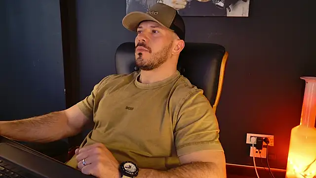 AngeloEric online show from April 5, 2026, 10:45 am