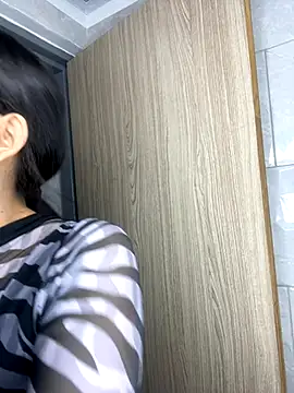 Snapshot of lilithTeen1_ chatting on November 5, 2025, 8:09 pm lilithTeen1 online show from November 5, 2025, 8:09 pm