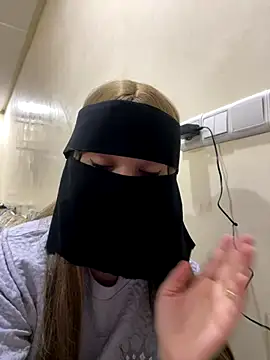 Snapshot of jijijoudia chatting on November 14, 2025, 12:31 am jijijoudia online show from November 14, 2025, 12:31 am