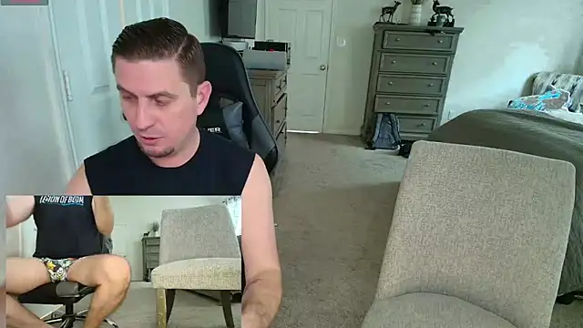 Snapshot of YourAvgNeighbors chatting on February 25, 2026, 7:56 pm YourAvgNeighbors online show from February 25, 2026, 7:56 pm