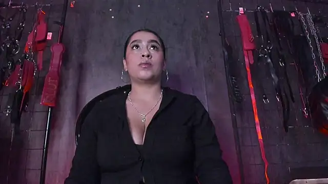 Carolina Arias online show from October 3, 2025, 9:01 pm