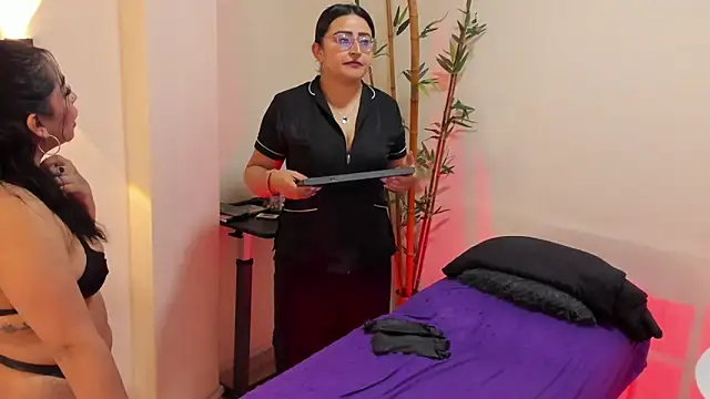 Carolina Arias online show from April 14, 2026, 2:12 pm